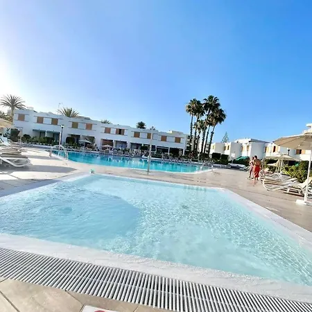 Paradise Brisas *